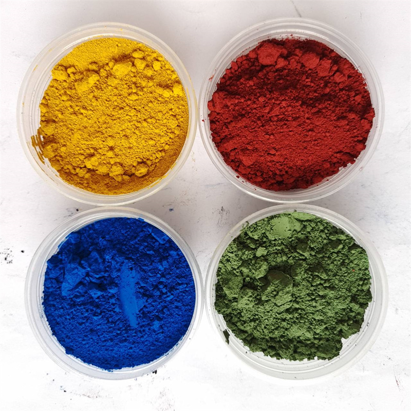 Waterborne iron oxide pigments for paint and rubber